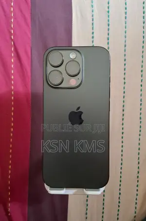 Nouveau Apple iPhone 16 Pro 256 GB Noir