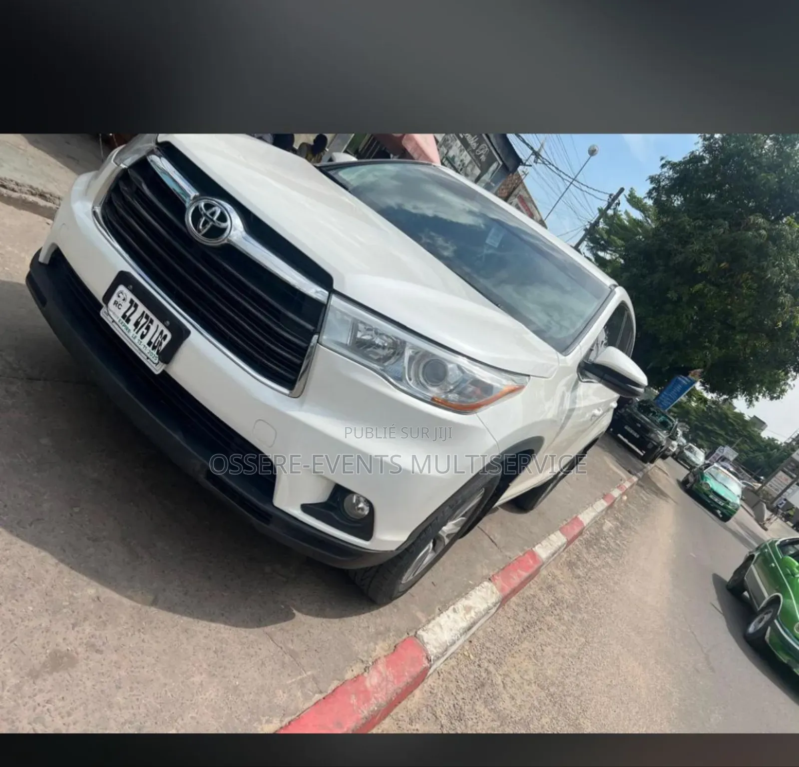 Toyota RAV4 XLE Premium 2025 Blanc