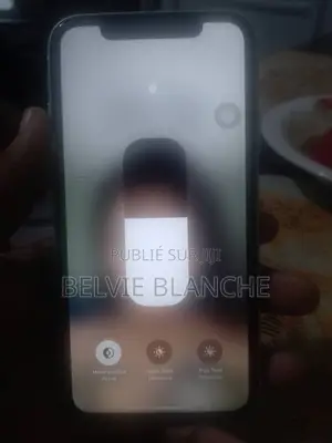 Nouveau Apple iPhone 11 64 GB Blanc