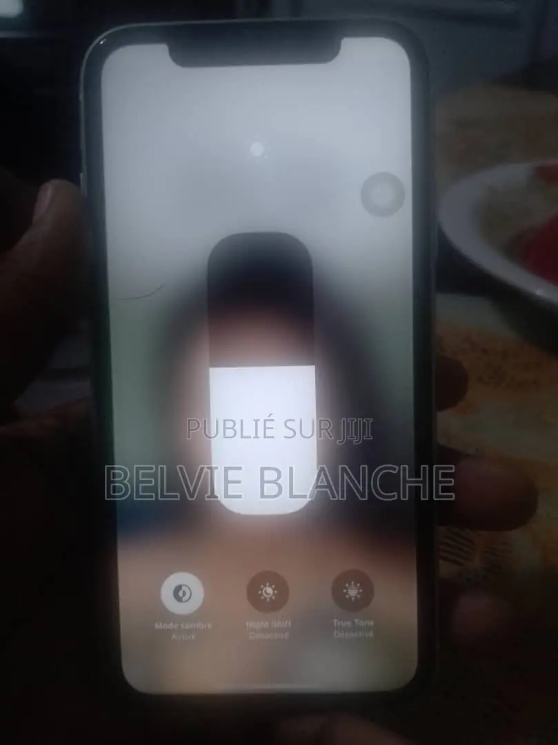 Nouveau Apple iPhone 11 64 GB Blanc