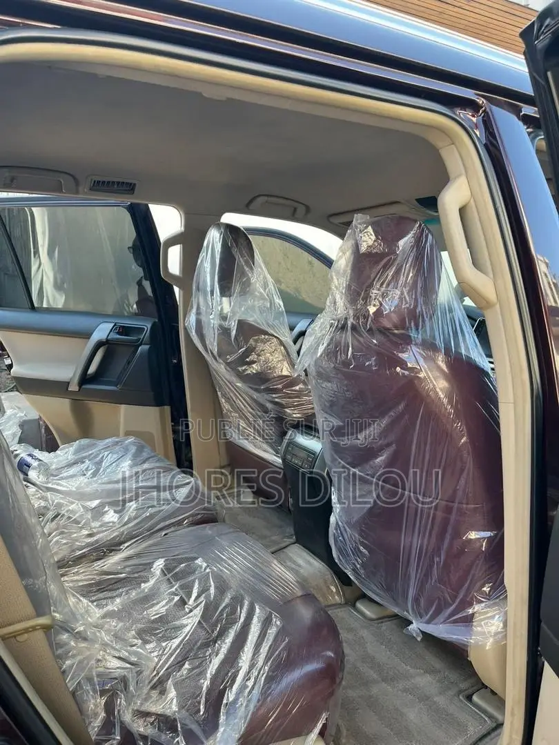 Toyota Land Cruiser Prado 2.8 2019 Noir