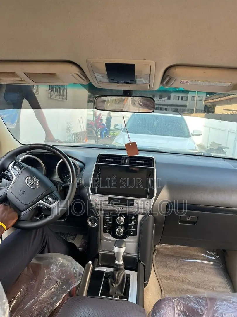 Toyota Land Cruiser Prado 2.8 2019 Noir