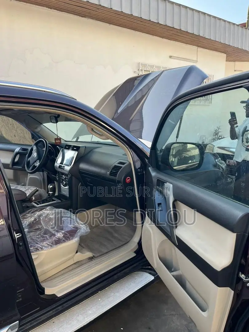 Toyota Land Cruiser Prado 2.8 2019 Noir