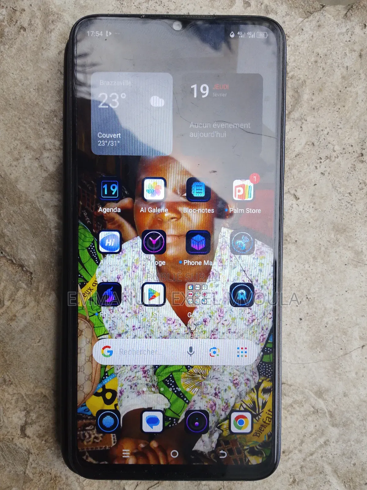 Nouveau Itel A90 128 GB Gris