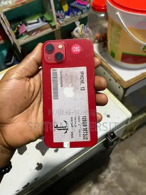 Apple iPhone 13 128 GB Rouge