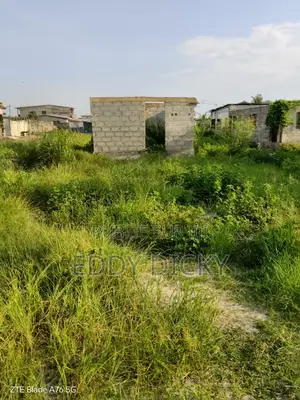 Terrain Titré 250m2, Raffinerie Coraf