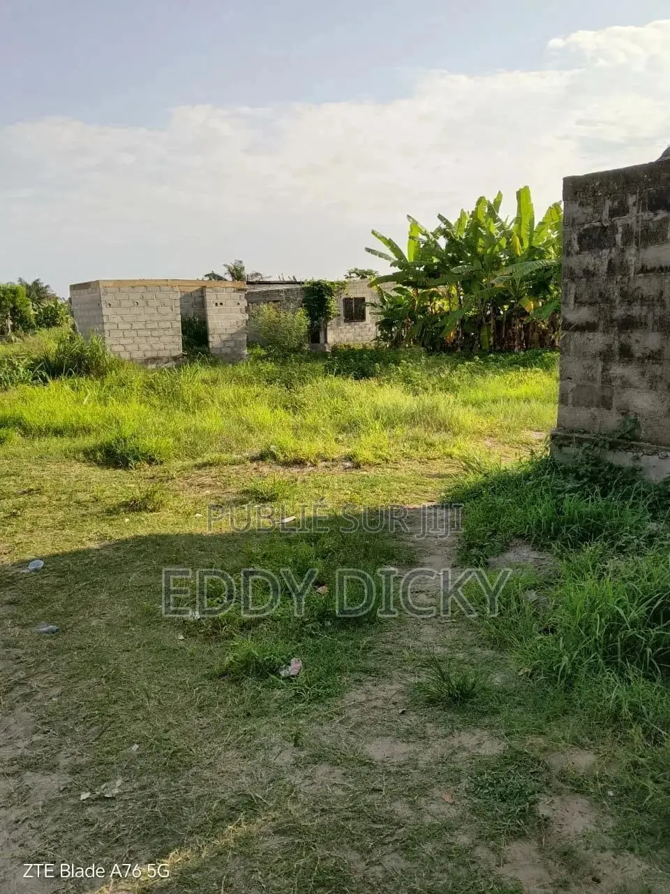 Terrain Titré 250m2, Raffinerie Coraf