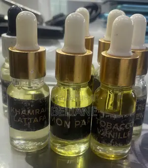 Les Huiles Des Parfums Et Les Musks Tahara