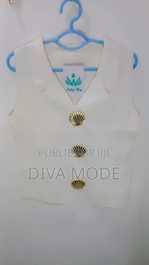 Top Zara Parfait Pour Votre Outfit