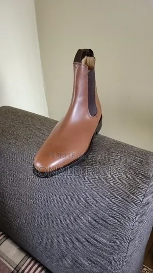 Chaussure Taille 39 Anglaise 60.000cfa