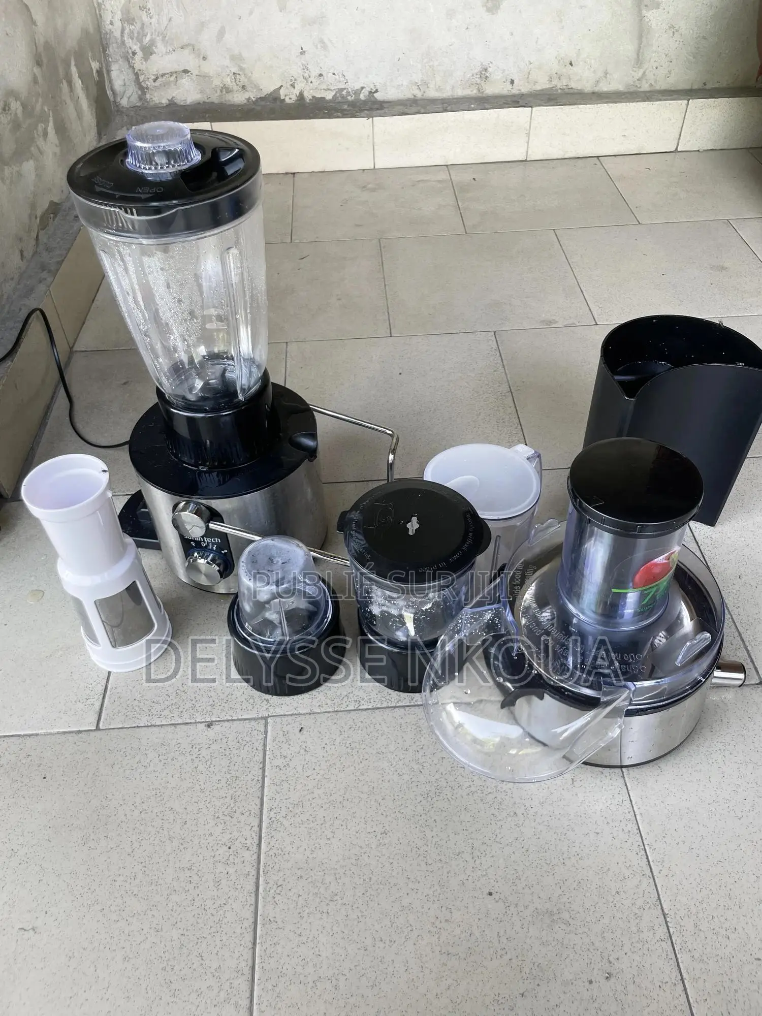 Kits Mixeurs Occasion en Très Bon État Disponible