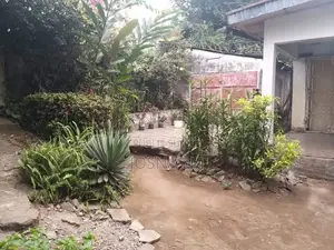 3chbre Maison dans Bacongo à Vendre