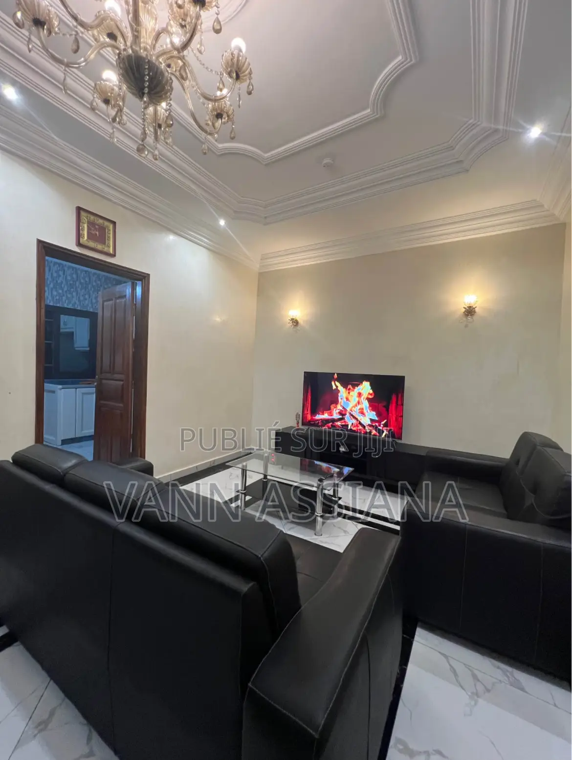 Furnished 2chbre Appartement dans Pointe-Noire à Louer