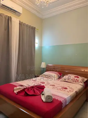 Furnished 2chbre Appartement dans Pointe-Noire à Louer