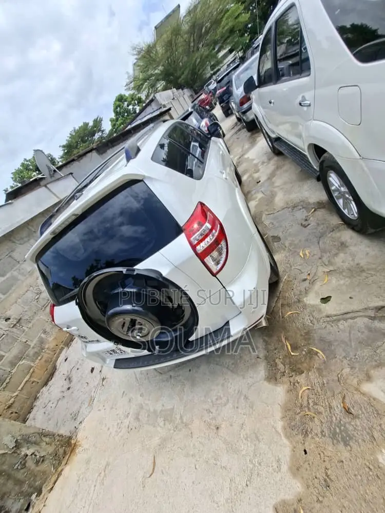 Toyota RAV4 Automatic 2003 Blanc