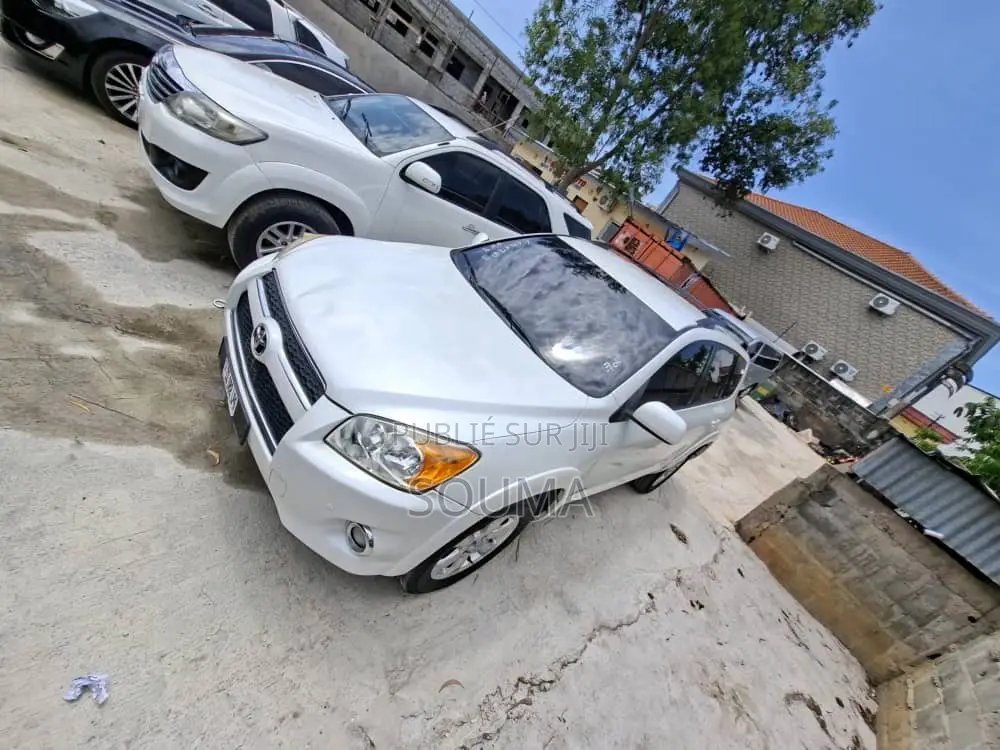 Toyota RAV4 Automatic 2003 Blanc