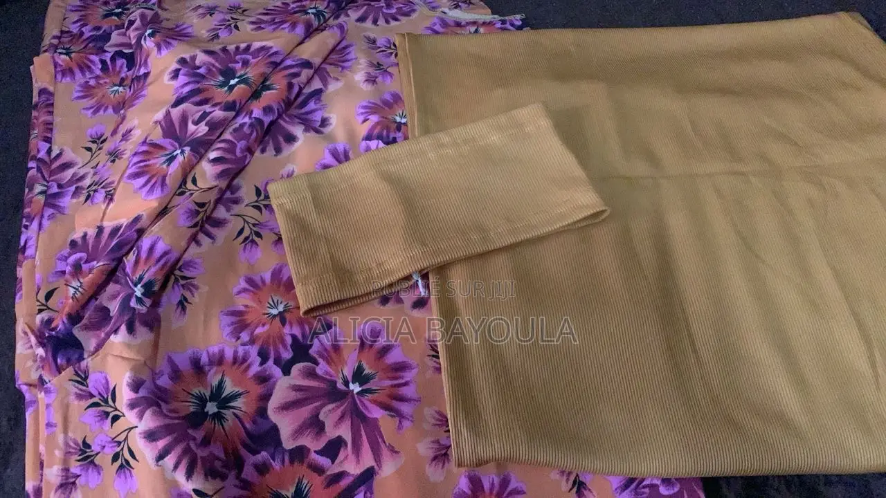 Ensemble Femmes Prêt À Porter