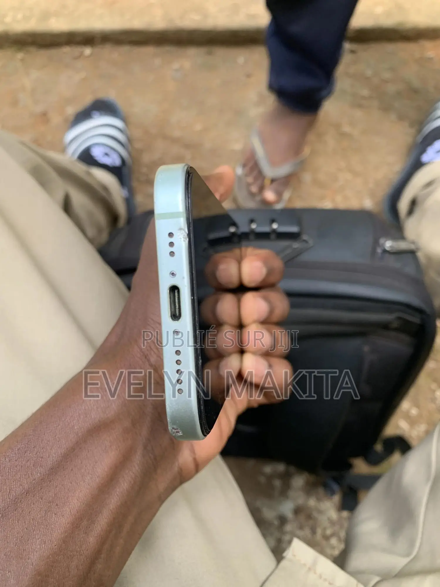 Apple iPhone 15 128 GB Vert