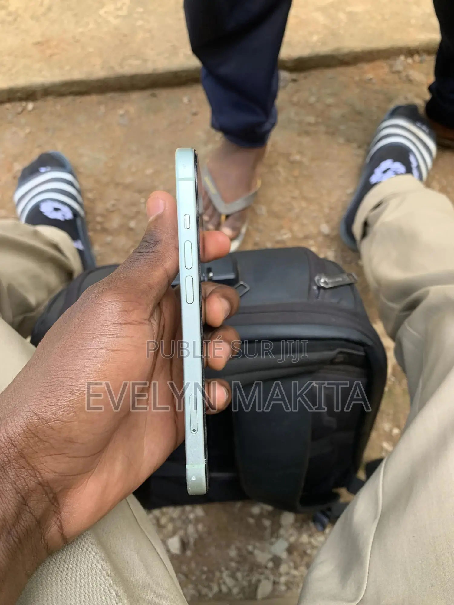 Apple iPhone 15 128 GB Vert