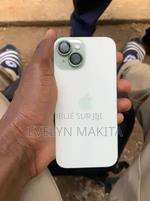 Apple iPhone 15 128 GB Vert