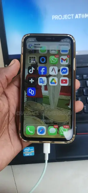 Nouveau Apple iPhone 11 128 GB Noir