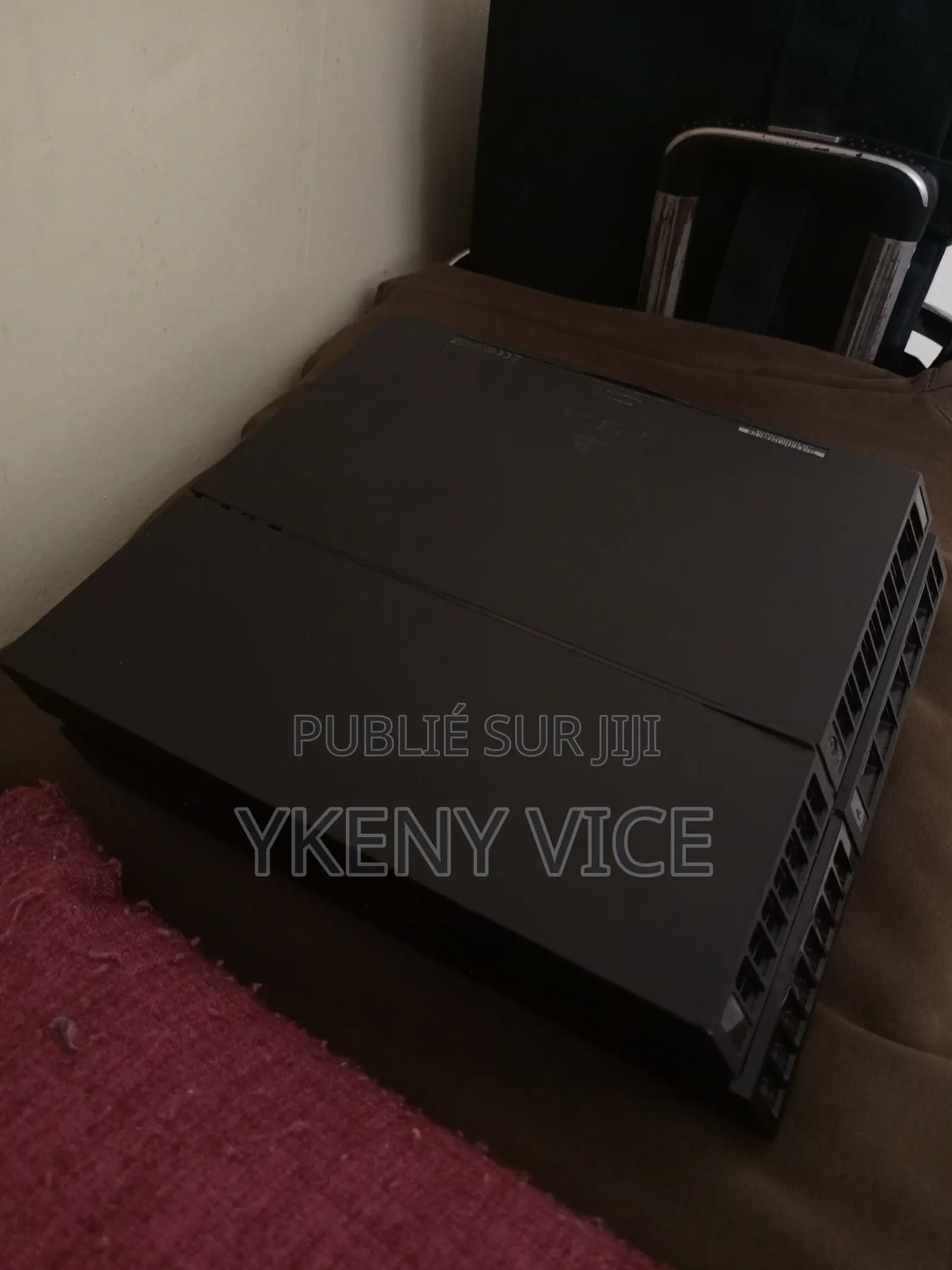 Ps4 Slim Non Craqué 6 Jeux + Cassette Offerte