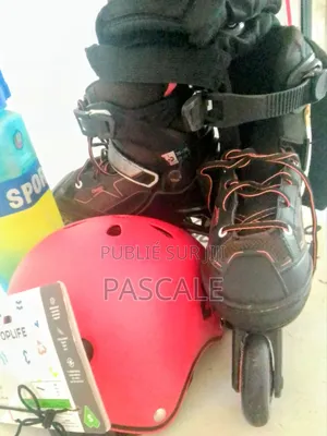 Patin Protection Et Casque À Vendre Pointure 35 38 Avec Réglage