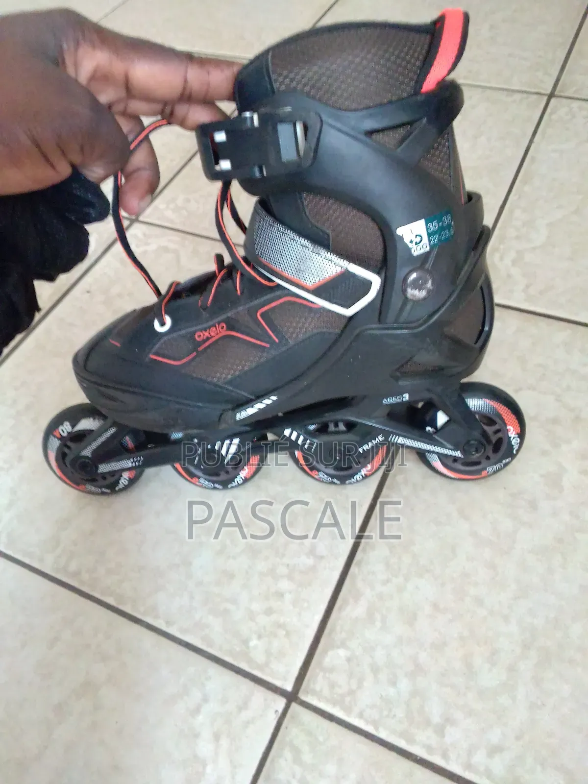 Patin Protection Et Casque À Vendre Pointure 35 38 Avec Réglage