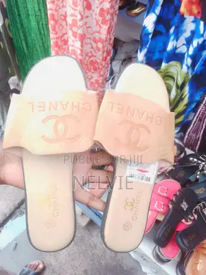 Sandales Très Durable