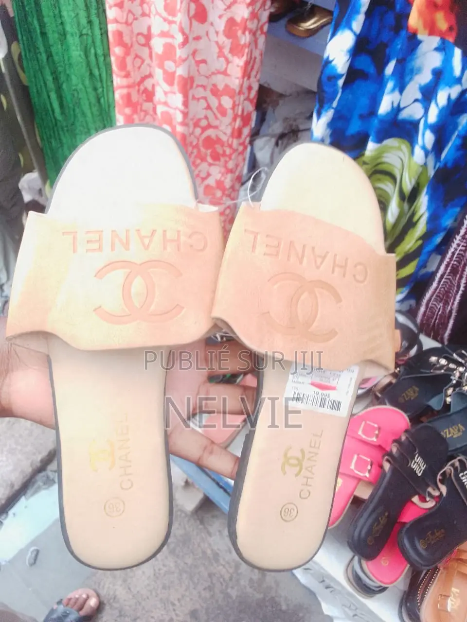 Sandales Très Durable