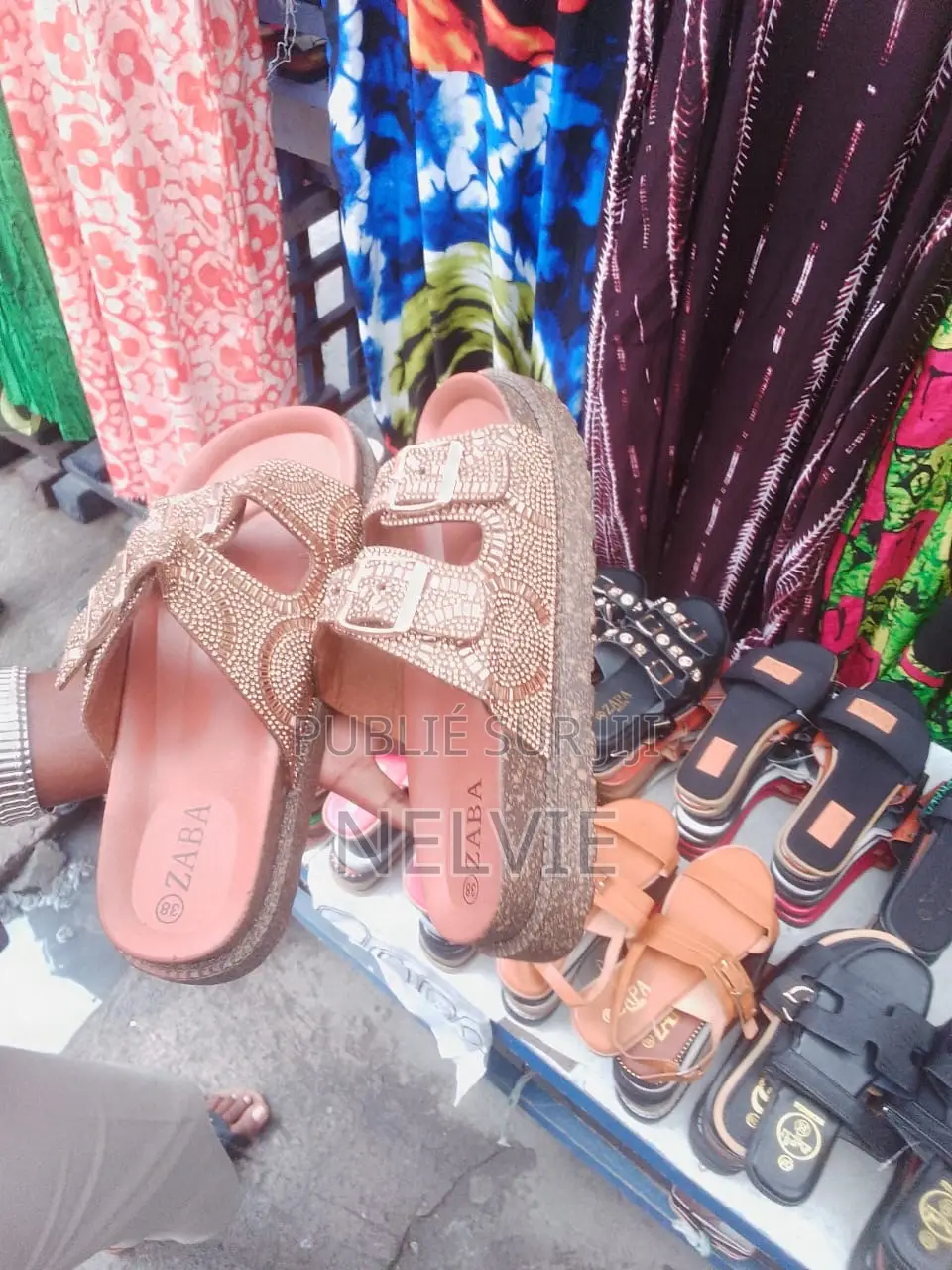 Sandales Très Durable