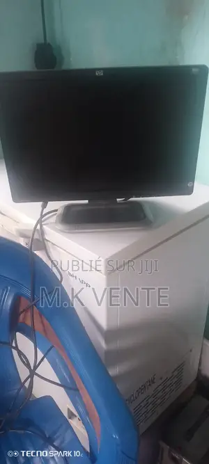 Écran d'Ordinateur À Vendre À Un Très Bon Prix