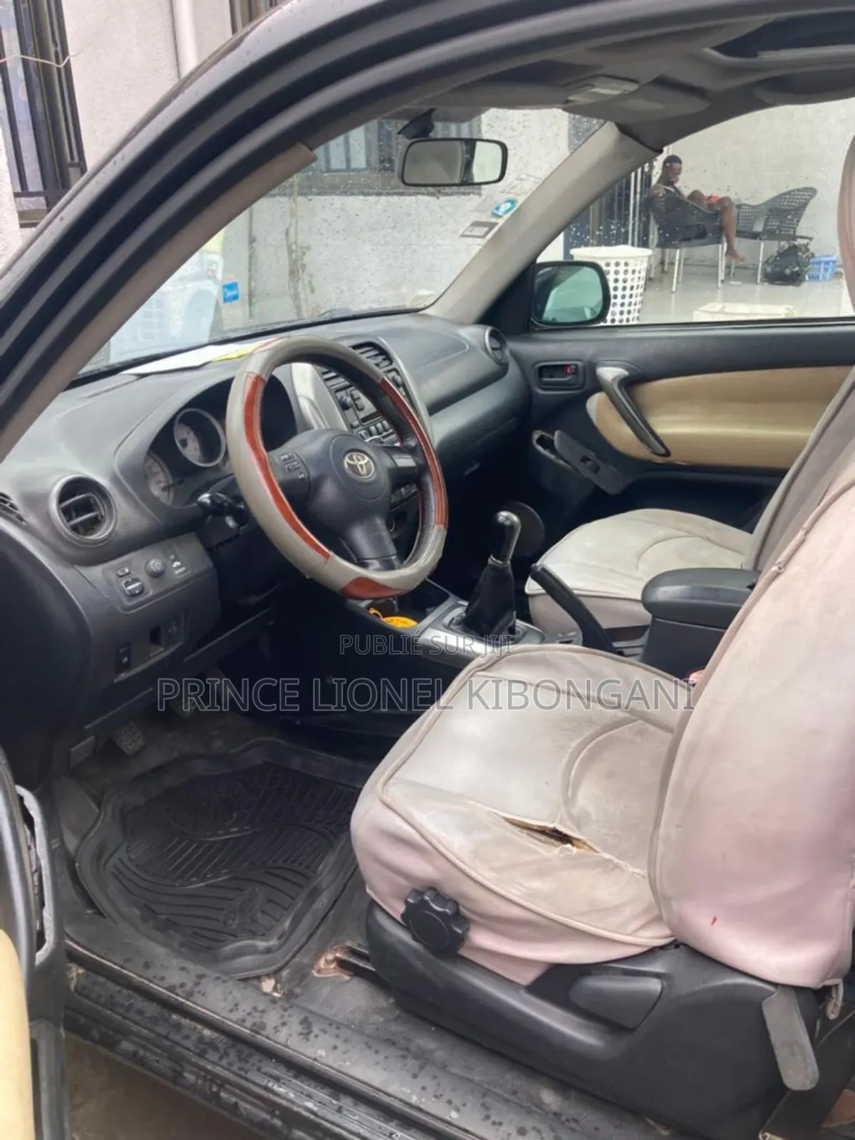 Toyota RAV4 2015 Noir Mat