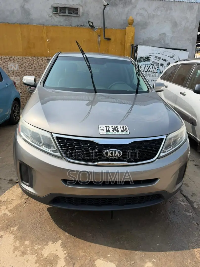 Kia Sorento 2015 Gris