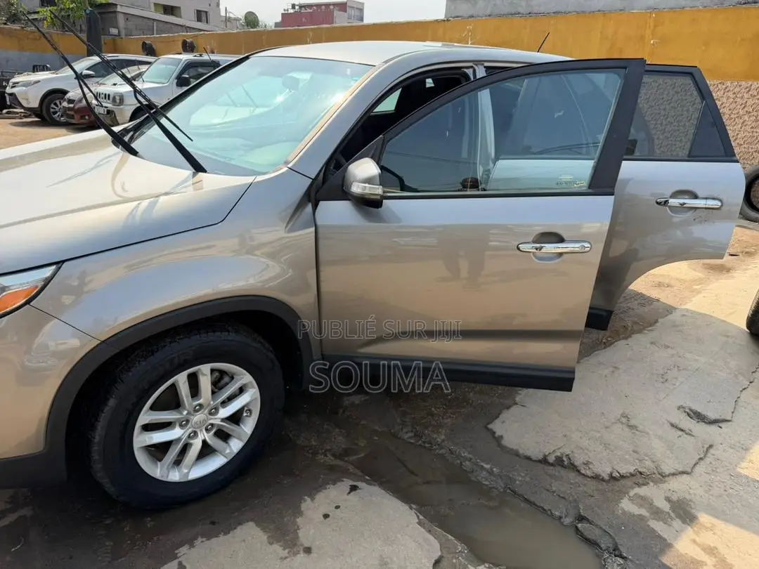 Kia Sorento 2015 Gris