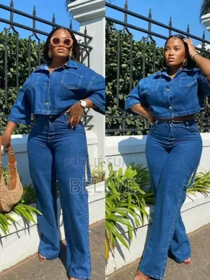 Vente d'Habits Et d'Autres Trucs