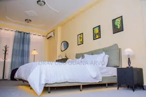 Furnished 1chbre Studio dans Appartement, Pointe-Noire à Louer