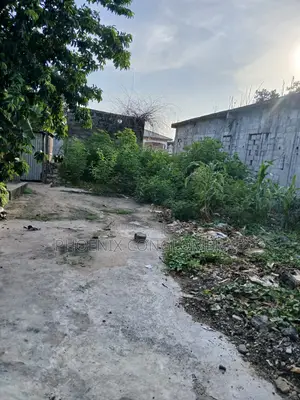 Vente Prioritaire – Opportunité À Mpaka