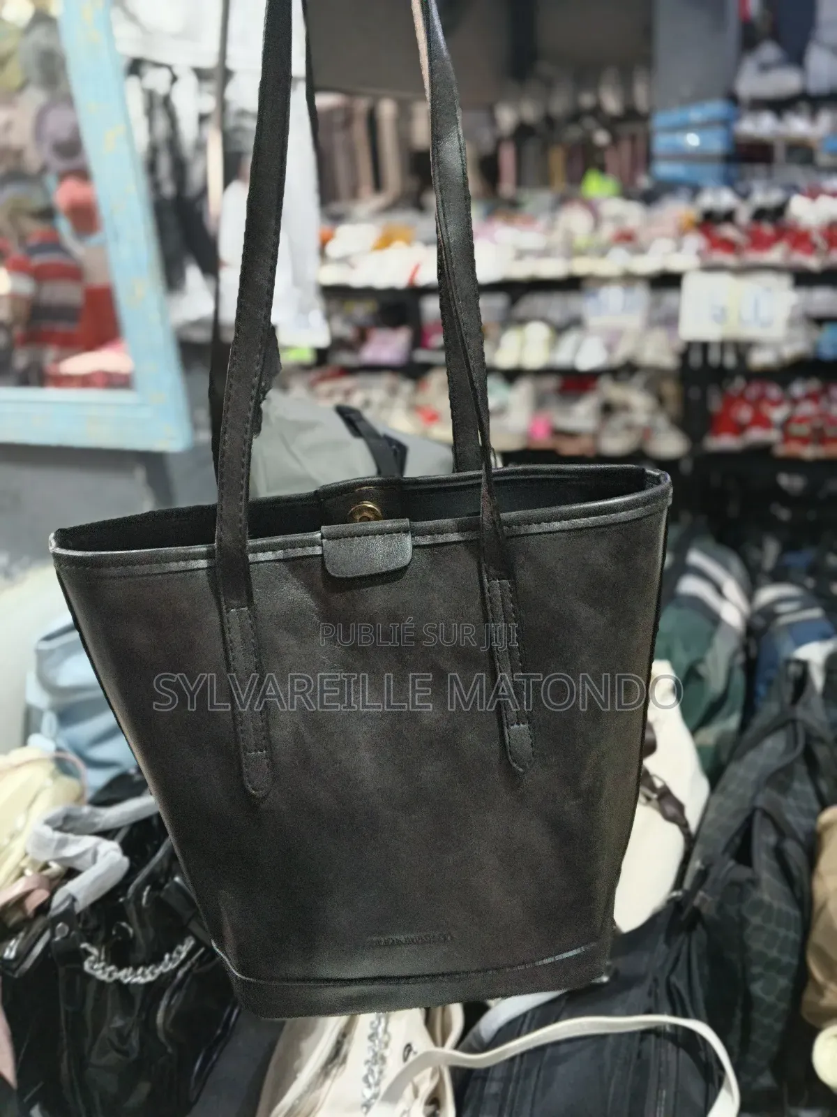 Ventes D' Articles Et Accessoires, Homme Et Femme