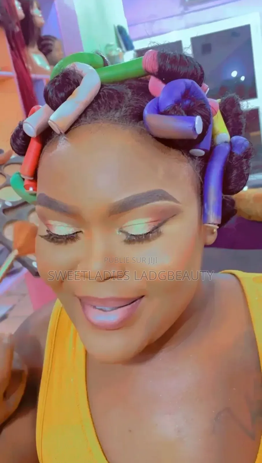 Votre Jour Spécial Mérite Un Maquillage Étoilé Haut Standing