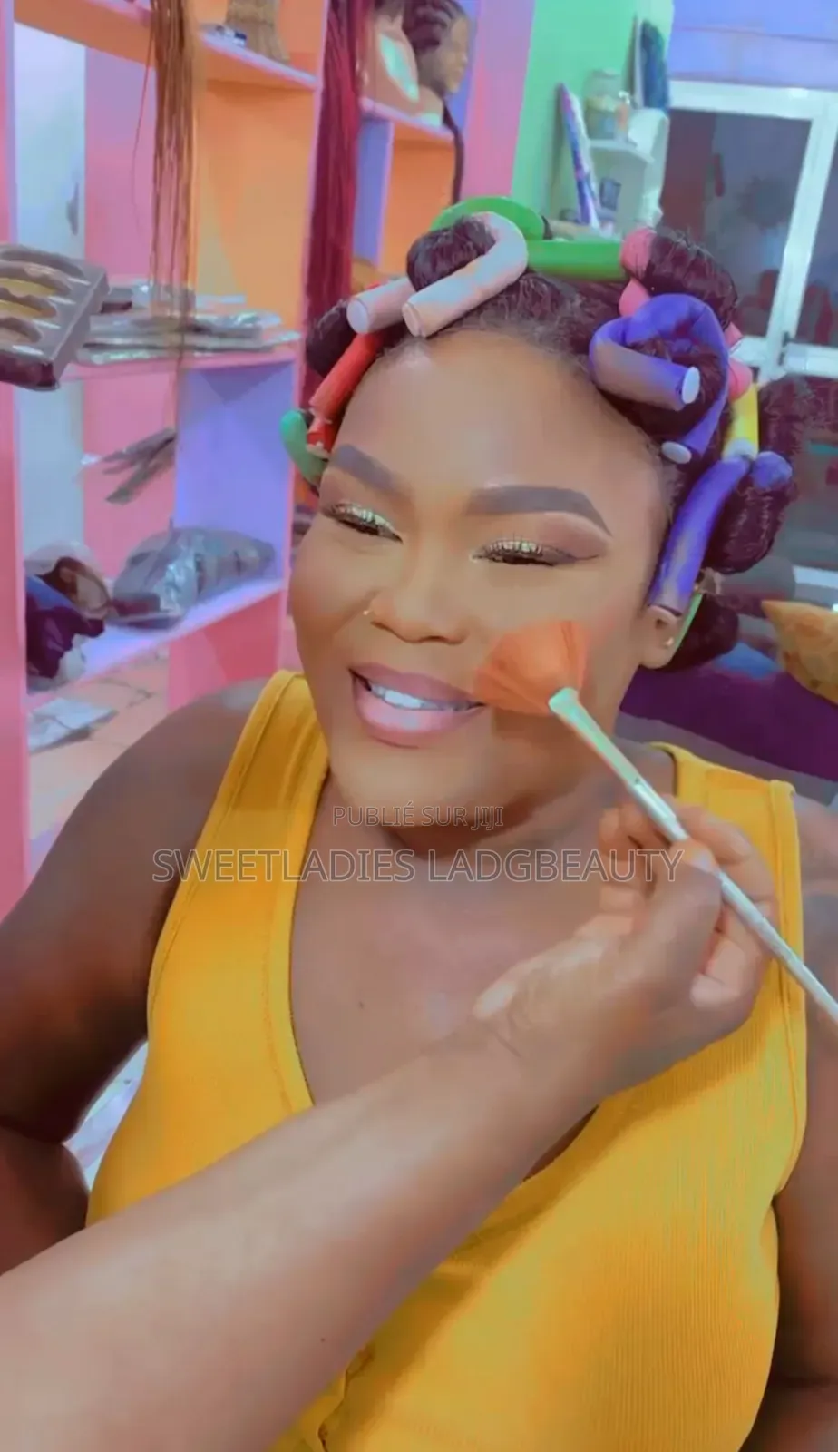 Votre Jour Spécial Mérite Un Maquillage Étoilé Haut Standing