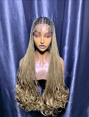 Perruque Longue Ondulée Très Chic