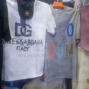 T-Shirts Toutes Les Marques