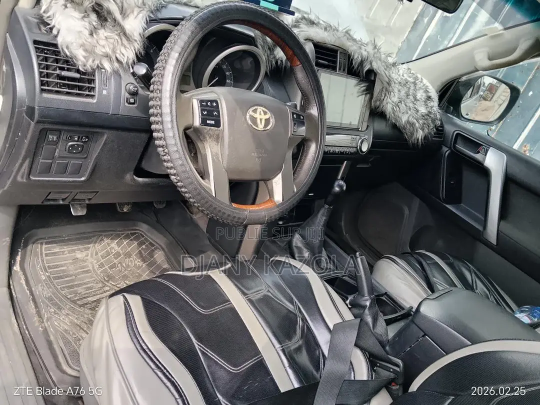 Toyota Land Cruiser Prado 2014 Gris