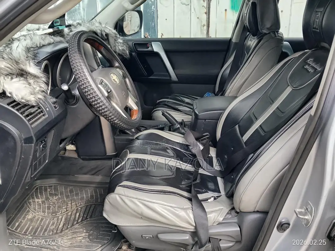 Toyota Land Cruiser Prado 2014 Gris