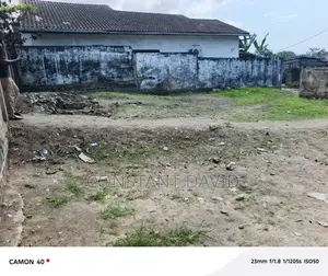 Terrain 282 M2 À Vendre Au Grand Marché À 2 Min Du Nouveau Franprix