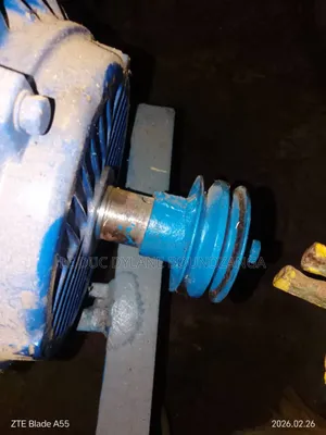 Moteur À Induction Triphasé