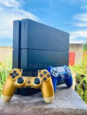 Ps4 Fat Avec Fc 26 , Hitman , Et d'Autres Jeux Dans Le Compte