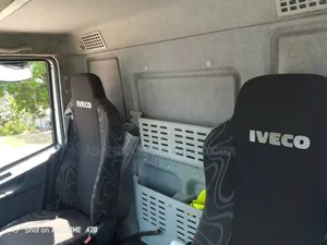 Iveco Quotidien 2021 Blanc