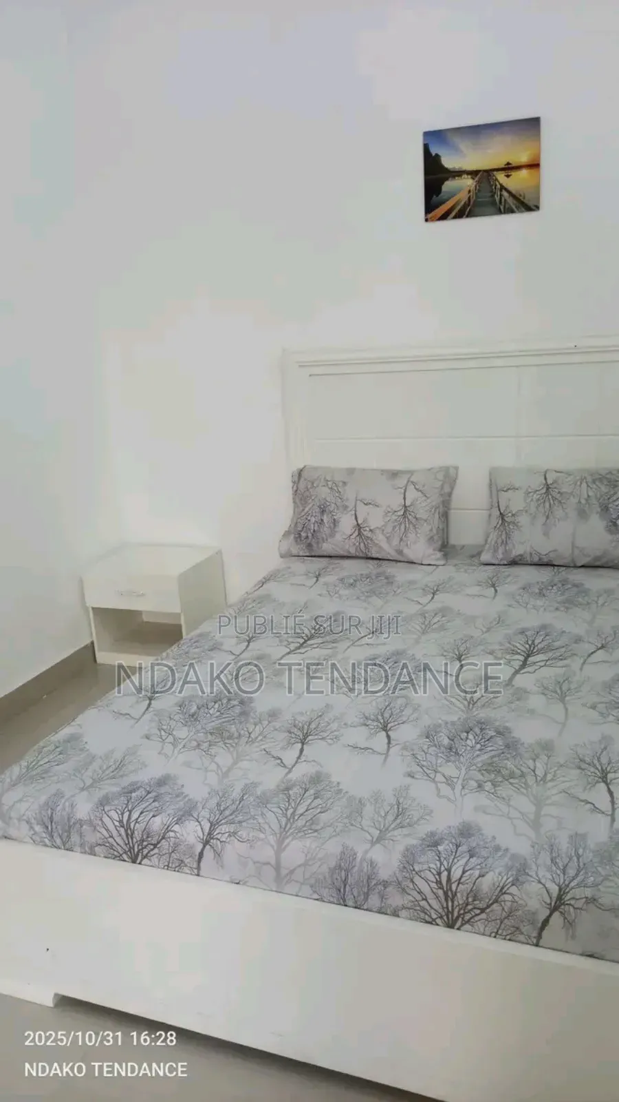 Furnished 2chbre Appartement dans Ndako Tendance, Lumumba à Louer